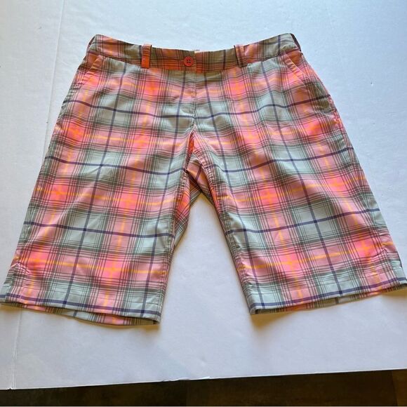 Women's Nike Golf Bermuda Shorts Pink Multi Plaid Size 12 Dri Fit - Picture 1 of 8